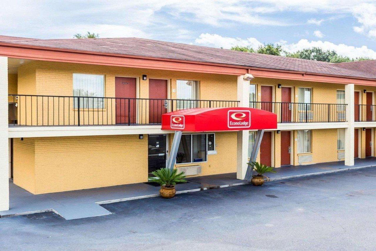 Econo Lodge Coliseum Charleston Exterior photo